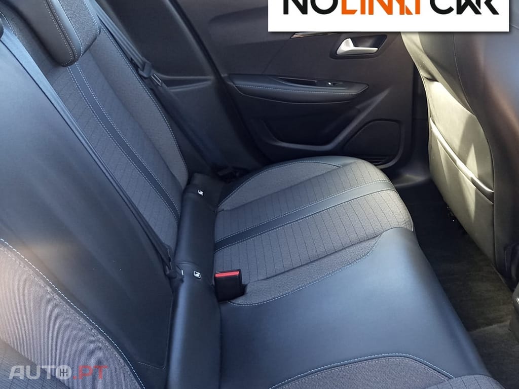 Peugeot 208 Puretech Allure