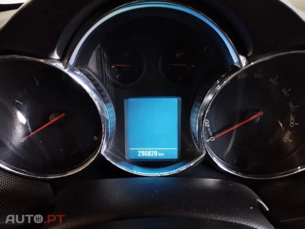 Chevrolet Cruze 1.7 VCDi LT