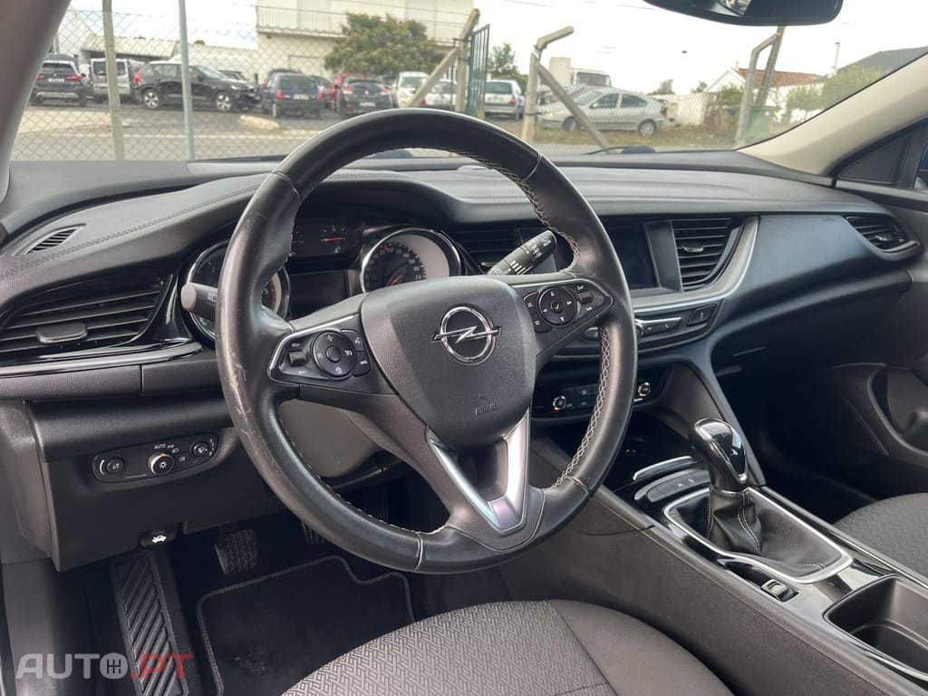 Opel Insignia 1.6 CDTi Selective