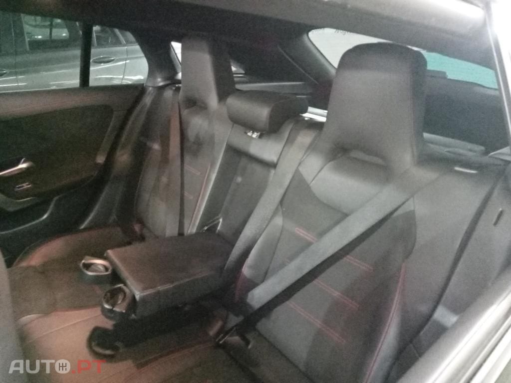 Mercedes-Benz CLA 250 e Shooting Brake AMG Line