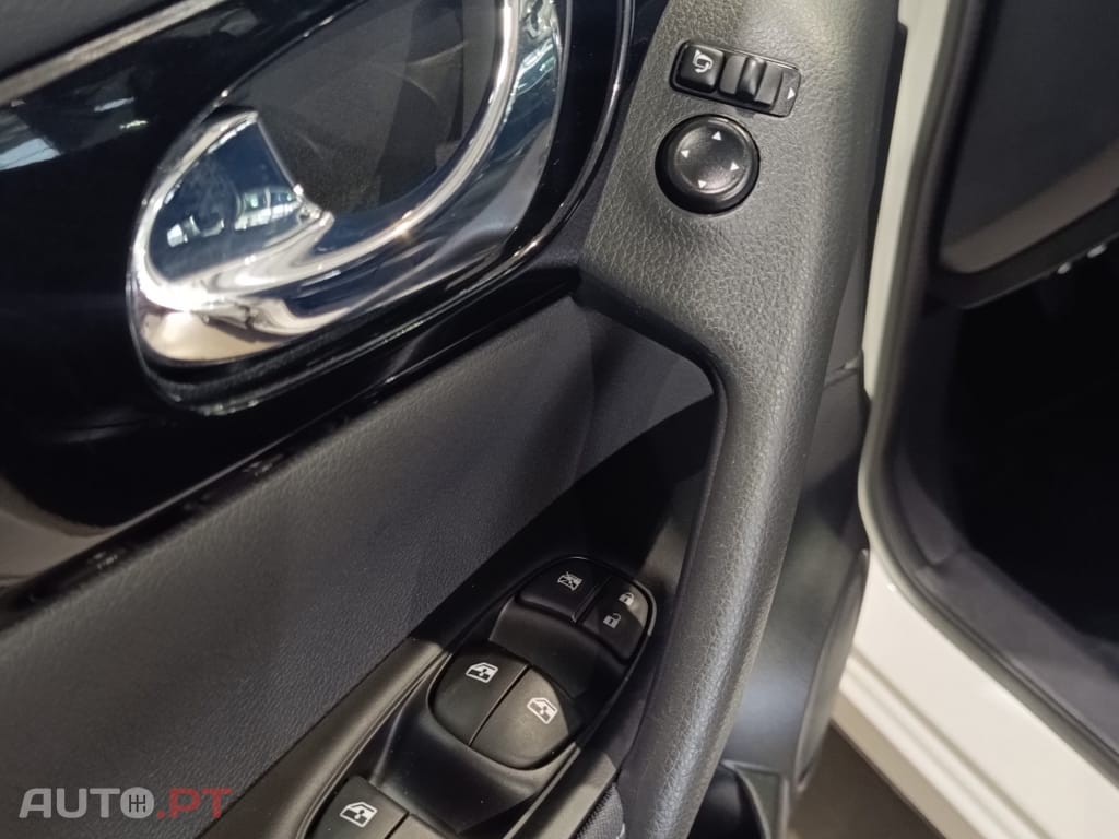 Nissan Qashqai 1.5 dCi N-Connecta