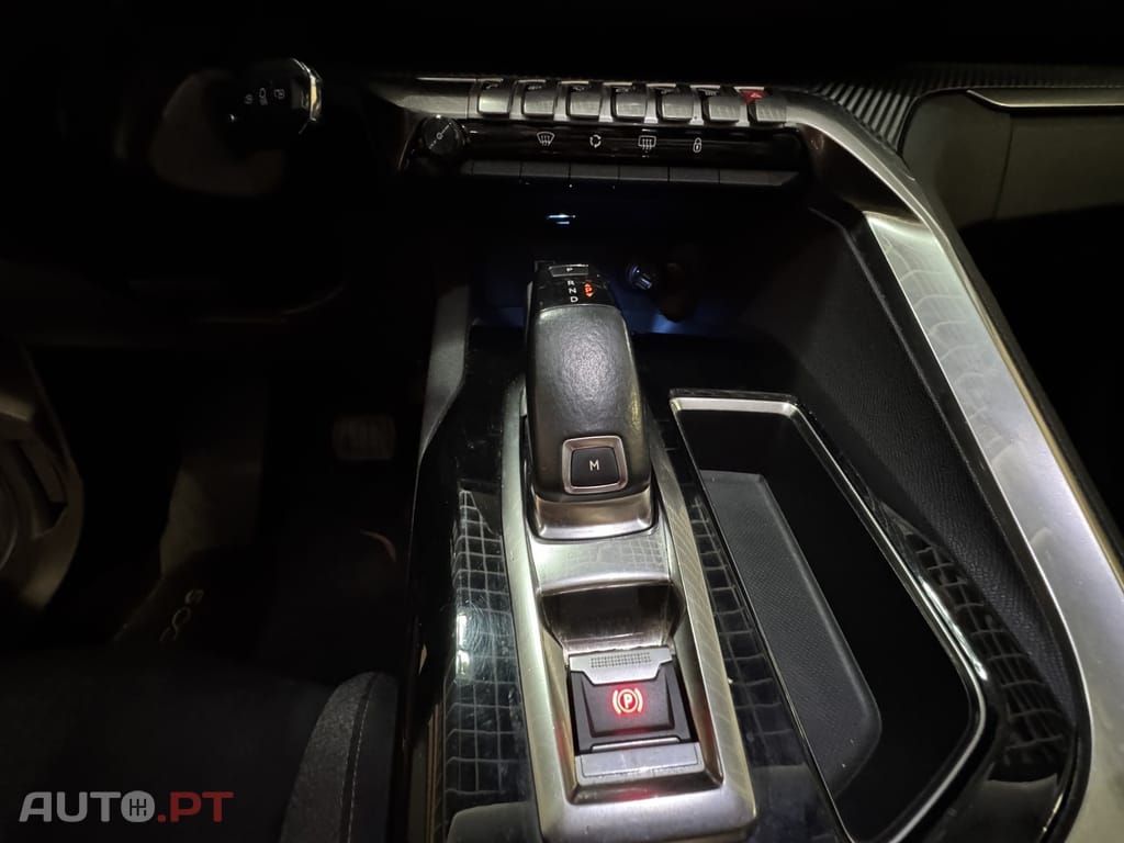 Peugeot 5008 1.5 BlueHDi Allure Pack EAT8