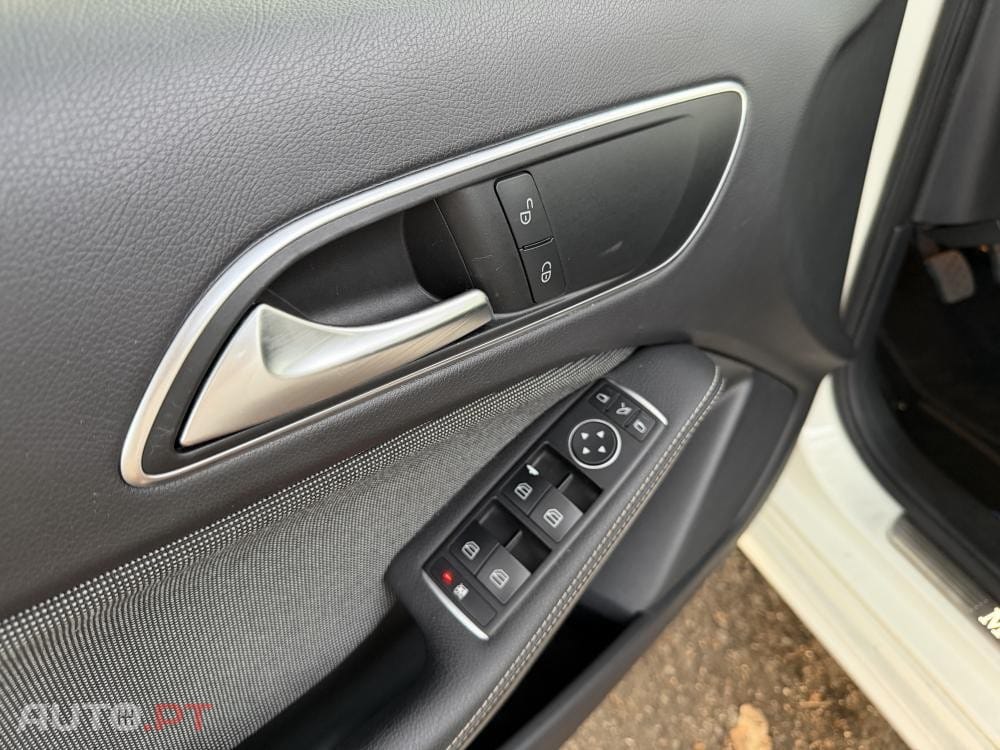 Mercedes-Benz A 180 d BlueEFFICIENCY Edition Style