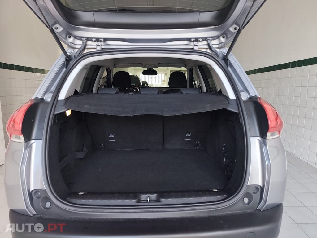 Peugeot 2008 1.6 BlueHDi Style