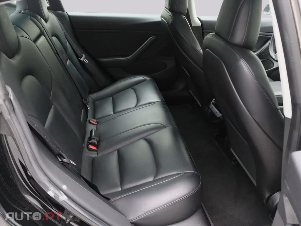 Tesla Model 3 Long-Range AWD I.V.A DEDUTÍVEL