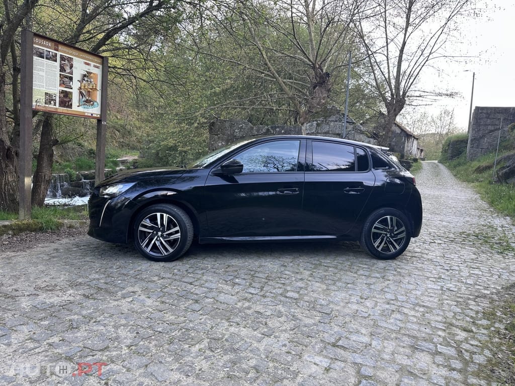 Peugeot 208 1.5 BlueHDi Allure
