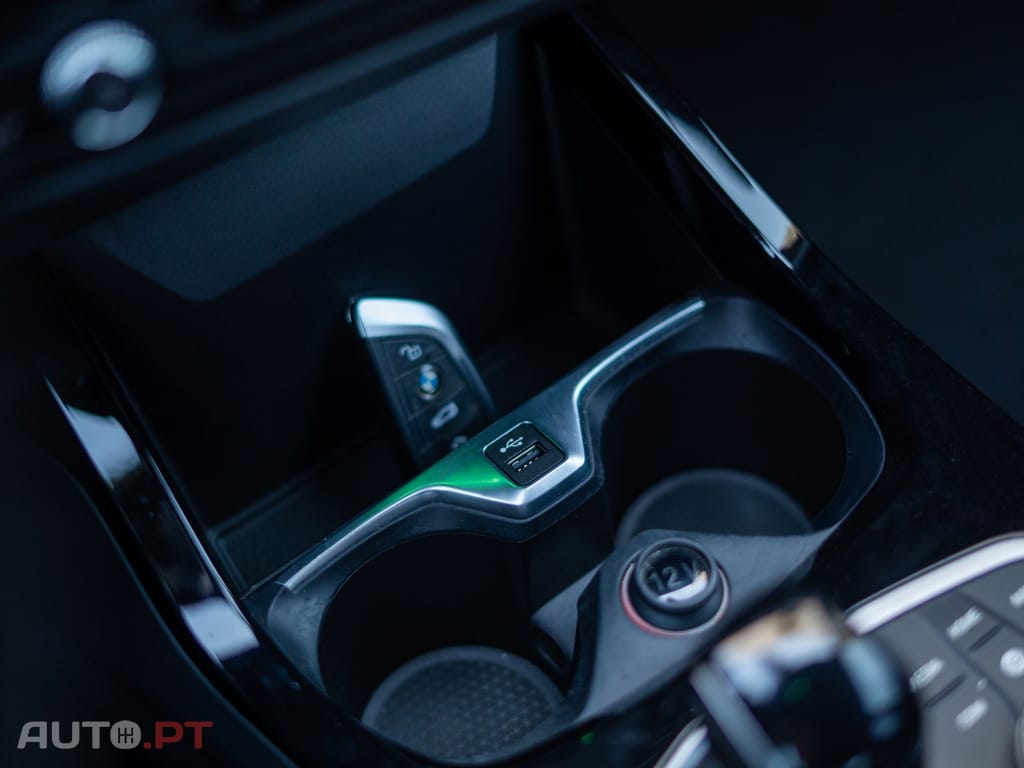 BMW 216 d Pack Desportivo M