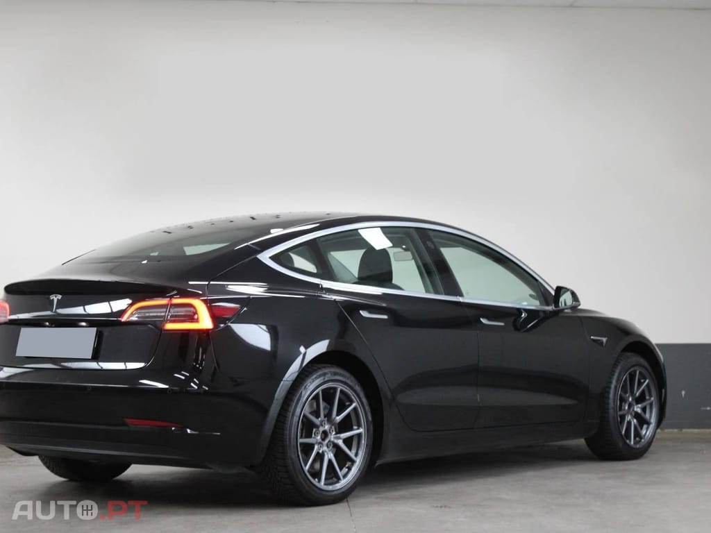 Tesla Model 3 Standard Range Plus