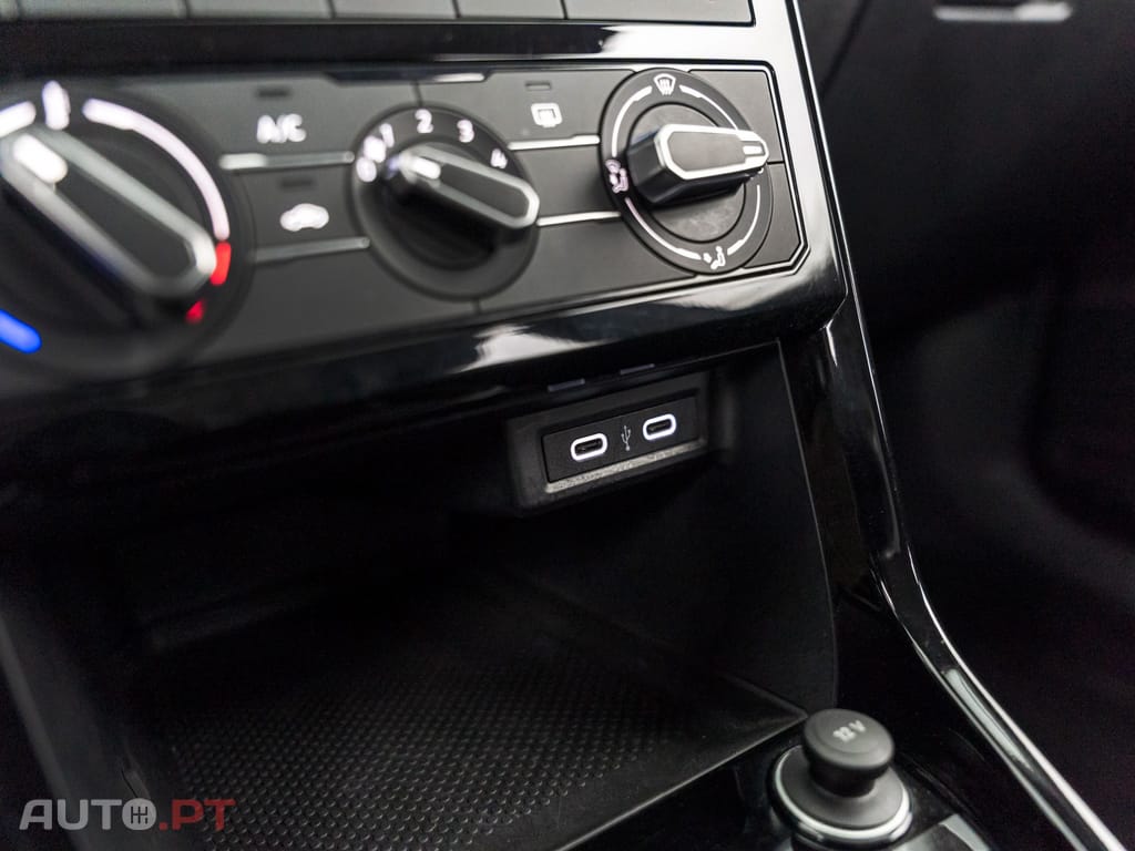 Volkswagen T-Cross 1.0 TSI BlackStyle