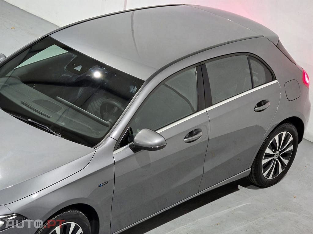 Mercedes-Benz A 250 e 8G-DCT Progressive
