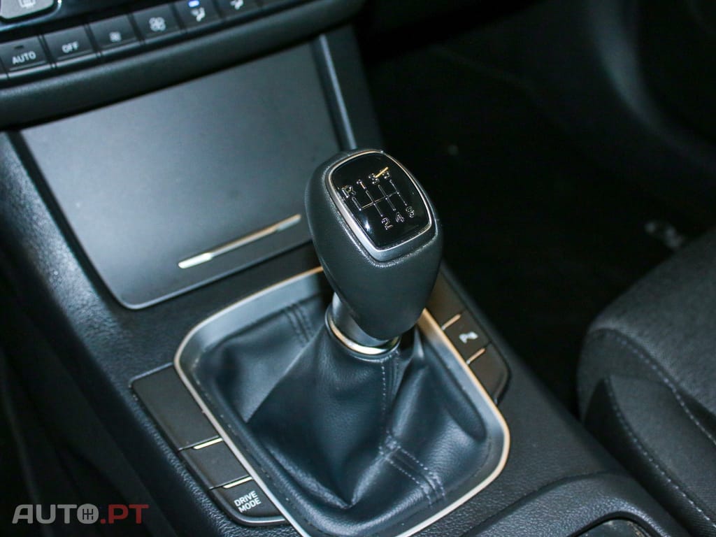 Hyundai i30 1.0 T-GDI 48V-Hybrid Connect & Go