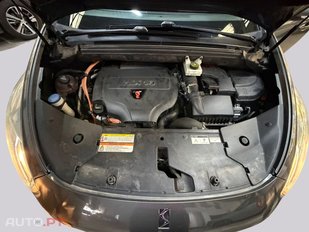 Citroen DS5 2.0 HDi Hybrid4 Business