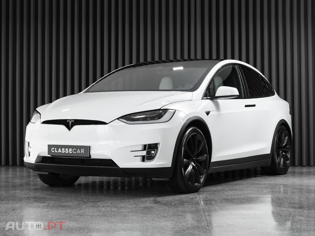 Tesla Model X Ludicrous Performance