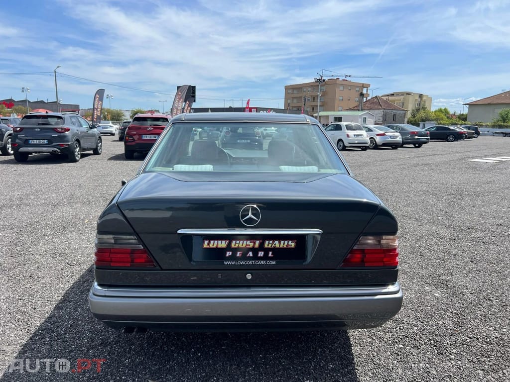 Mercedes-Benz E 280 Classic
