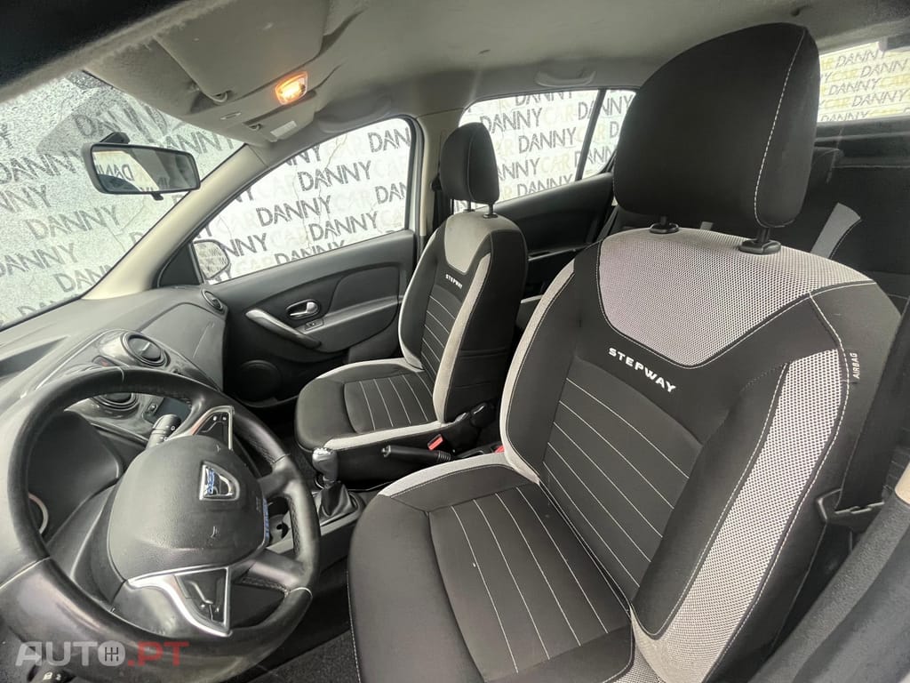 Dacia Sandero 0.9 TCe SL Stepway of Life Easy-R