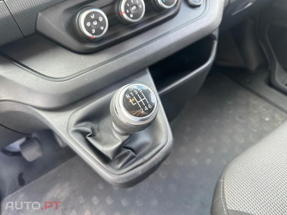 Renault Trafic 2.0 Blue dCi L1H1 Advance