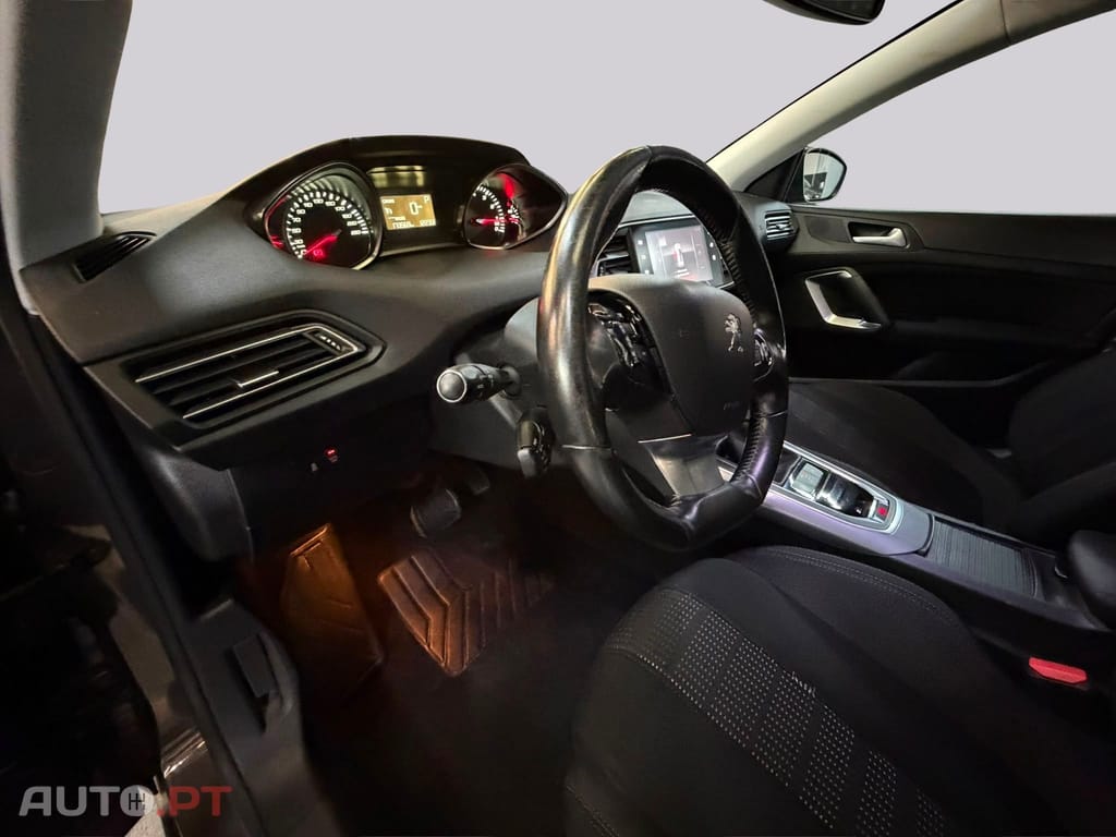 Peugeot 308 SW 1.2 e-THP Allure