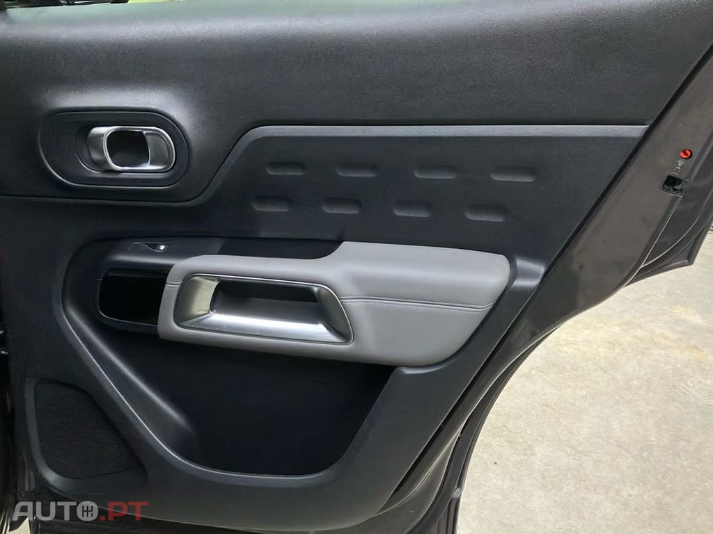 Citroen C5 Aircross 1.6 Hybrid Shine e-EAT8