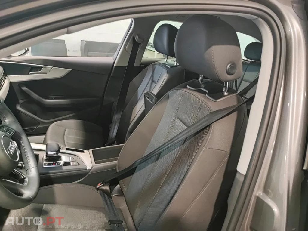 Audi A4 Avant 35 TDI S tronic