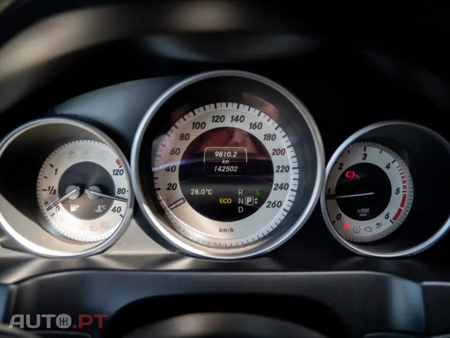 Mercedes-Benz E 220 CDI Elegance BE Auto.
