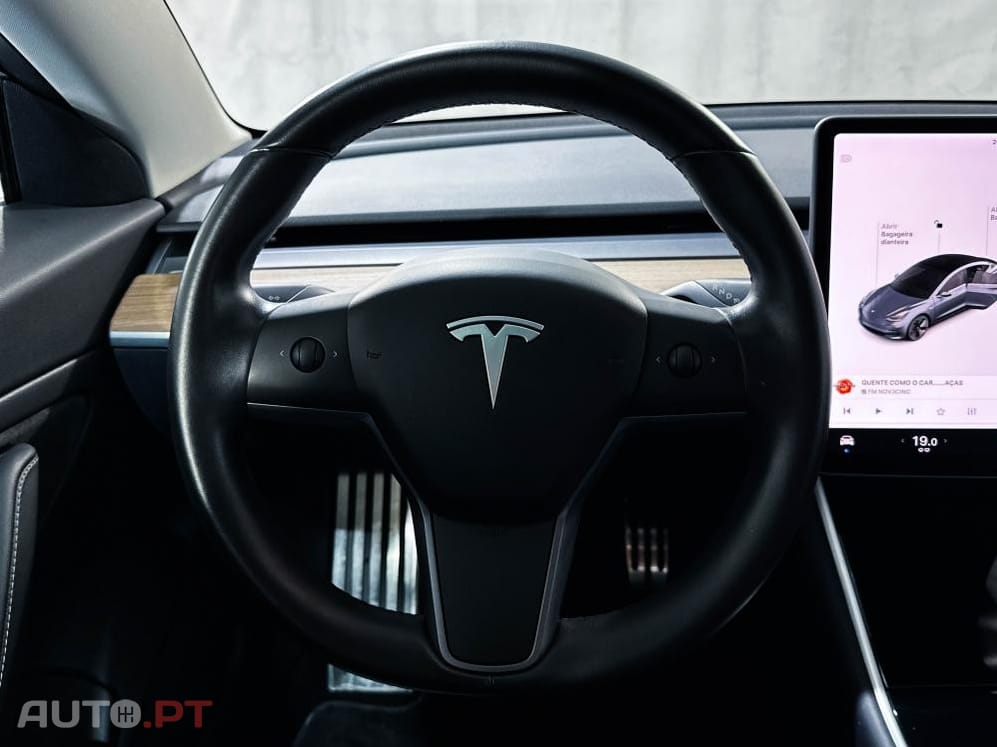 Tesla Model 3 Long-Range Dual Motor AWD