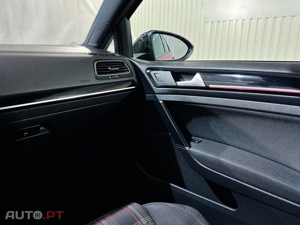Volkswagen Golf 2.0 TSi GTi DSG