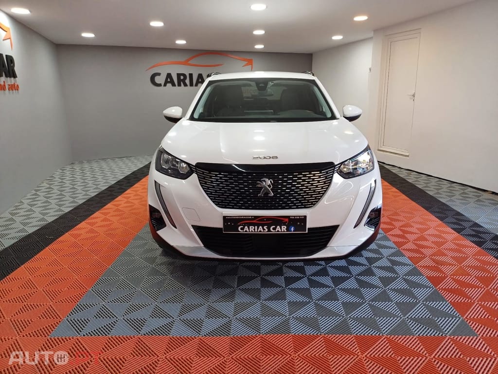 Peugeot 2008 1.5 BlueHDi Allure EAT8