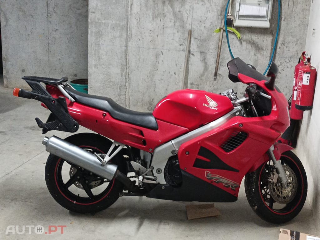 Honda VFR 750