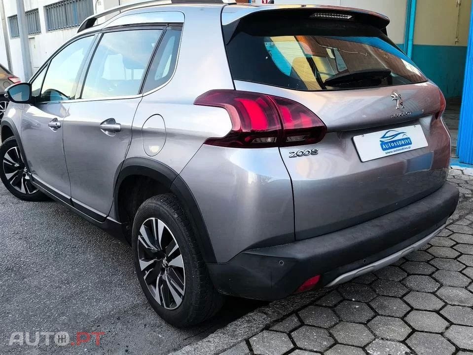 Peugeot 2008 1.6 BlueHDi Allure