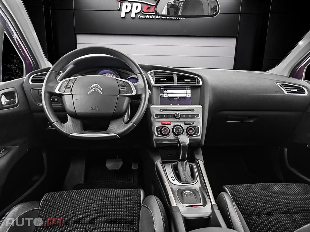 Citroen C4 1.2 e-THP Shine