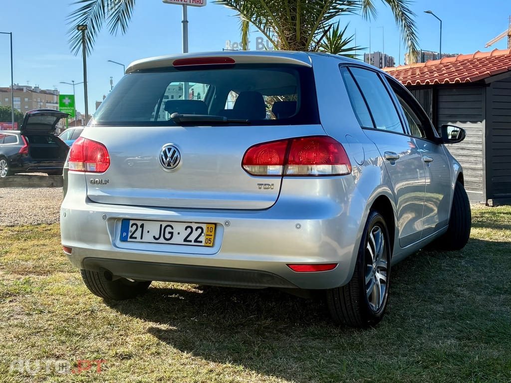Volkswagen Golf VI 1.6 TDi Confortline