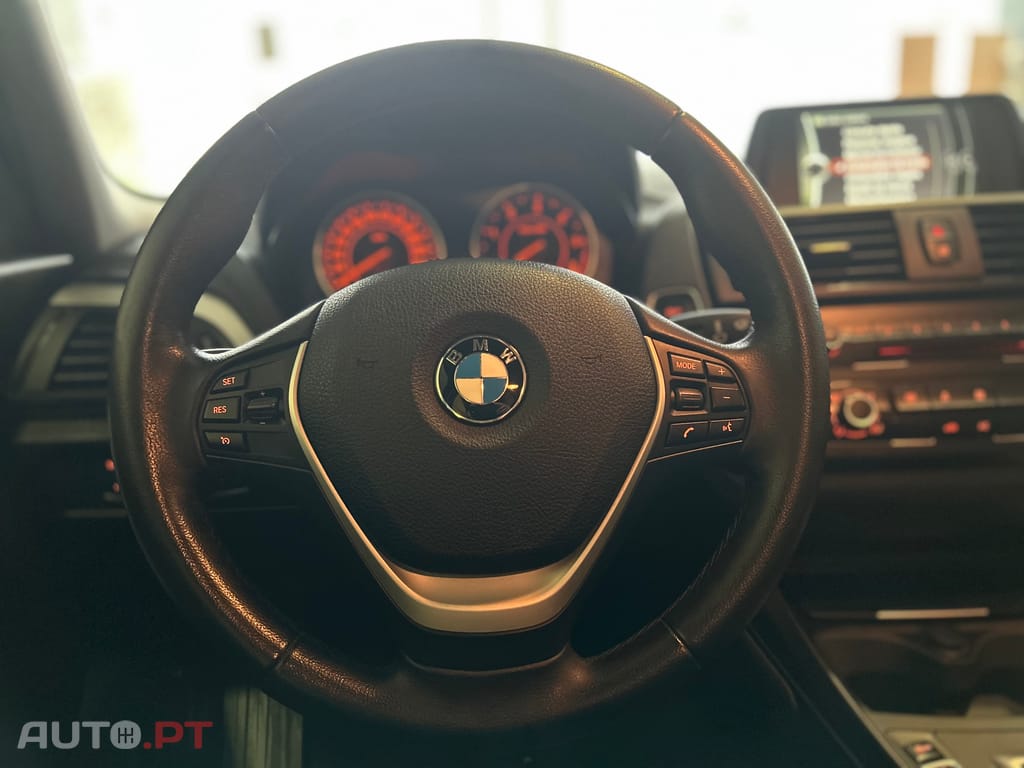 BMW 118 dA LINE sport