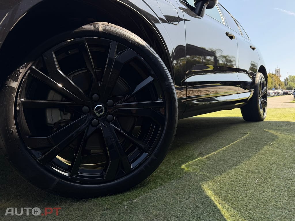 Volvo XC 60 2.0 T6 PHEV Black Edition AWD — fotografia 7
