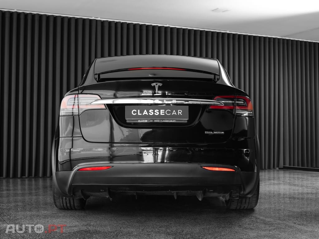 Tesla Model X Ludicrous Performance