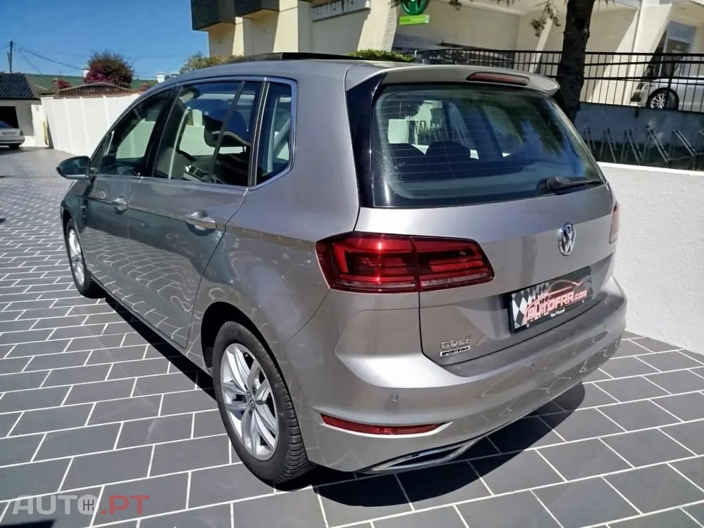 Volkswagen Golf 1.0 TSI OPF DSG Comfortline