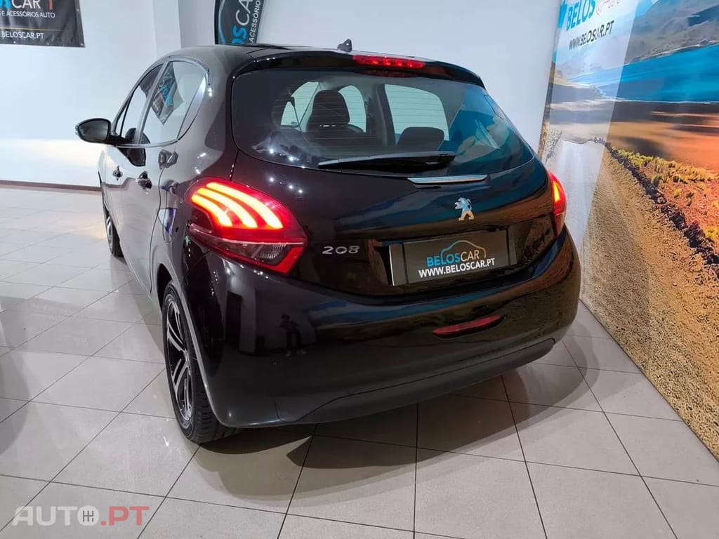 Peugeot 208  Puretech 82 Start Stop Style