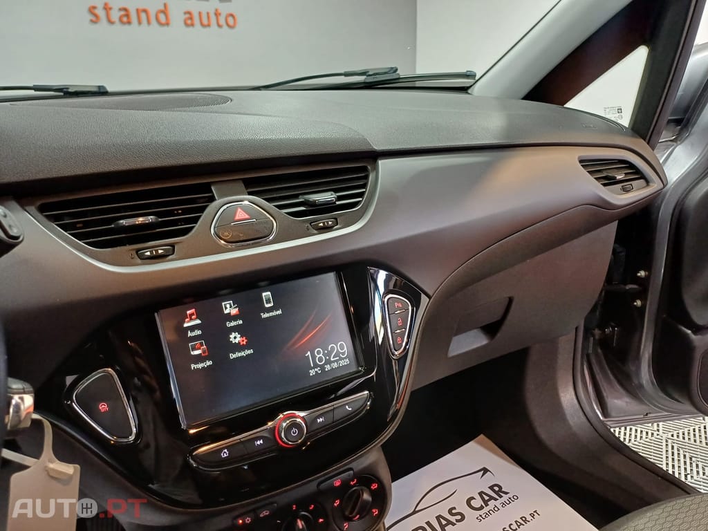Opel Corsa 1.2 Enjoy