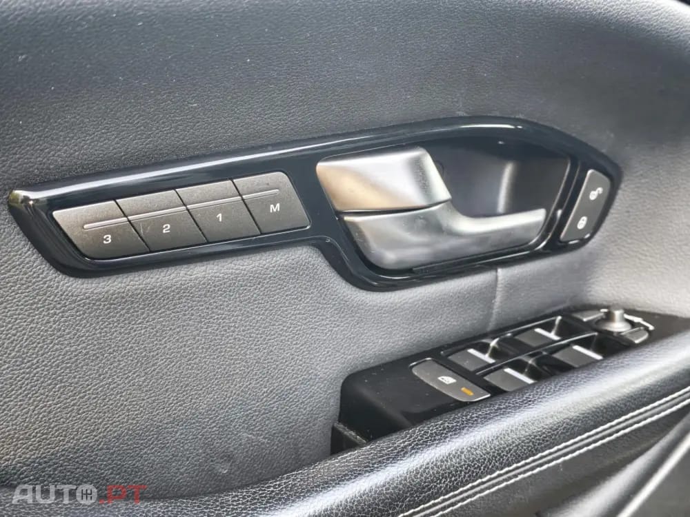 Land Rover Evoque 2.0 TD4 SE Dynamic Special Edition
