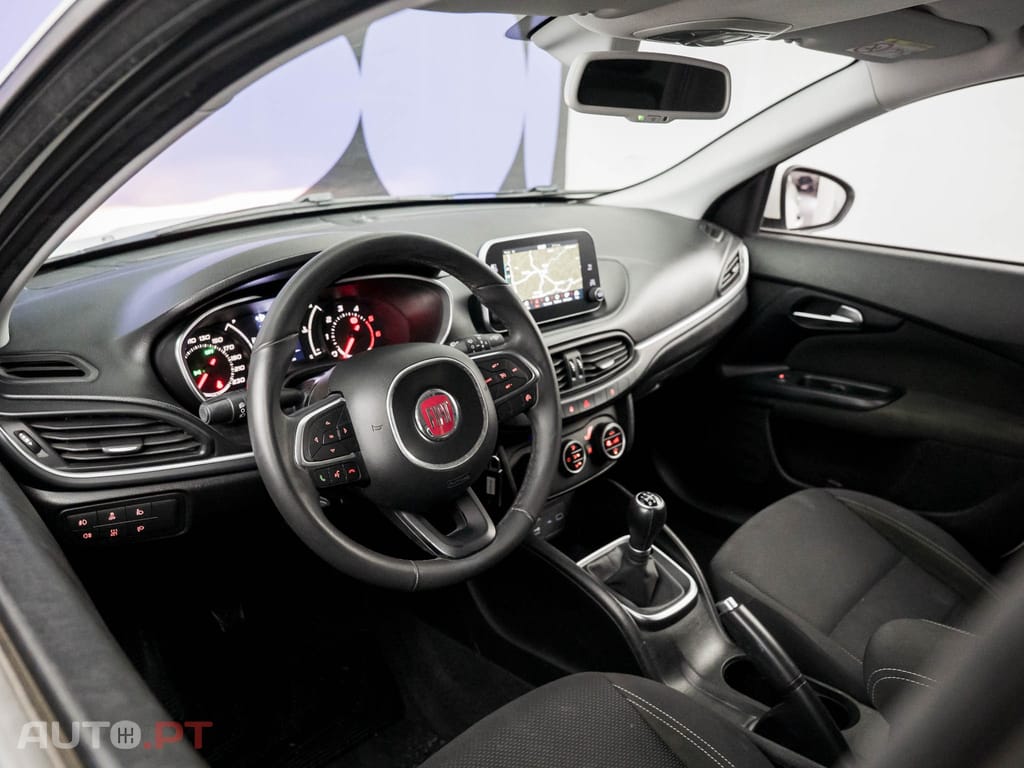 Fiat Tipo 1.3 M-Jet Lounge