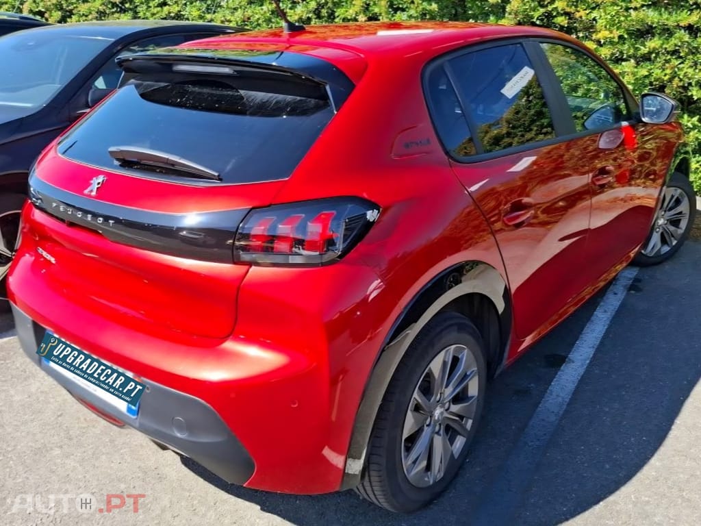 Peugeot E-208 50 kWh Style