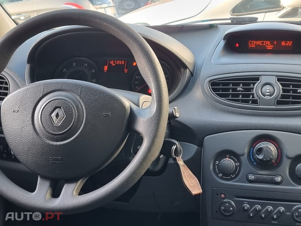 Renault Clio 1.2 16V Confort