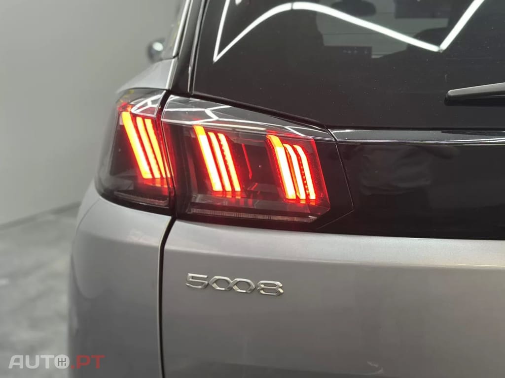 Peugeot 5008 1.2 PureTech Allure Pack
