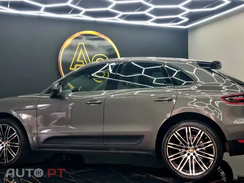 Porsche Macan PDK