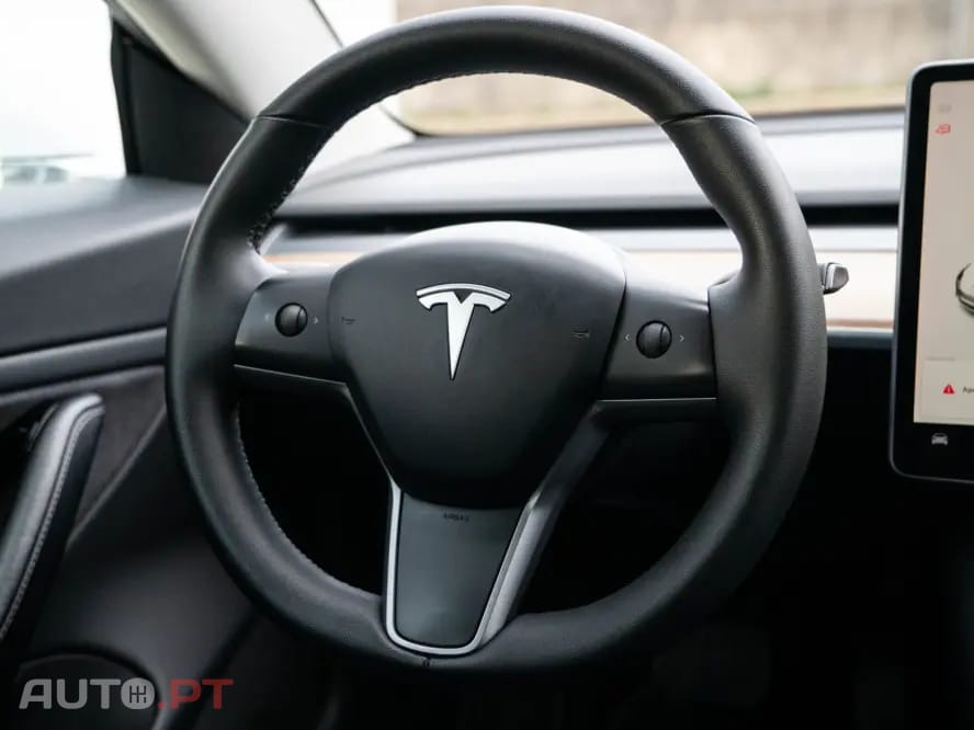 Tesla Model 3 Long Range AWD Dual Motor