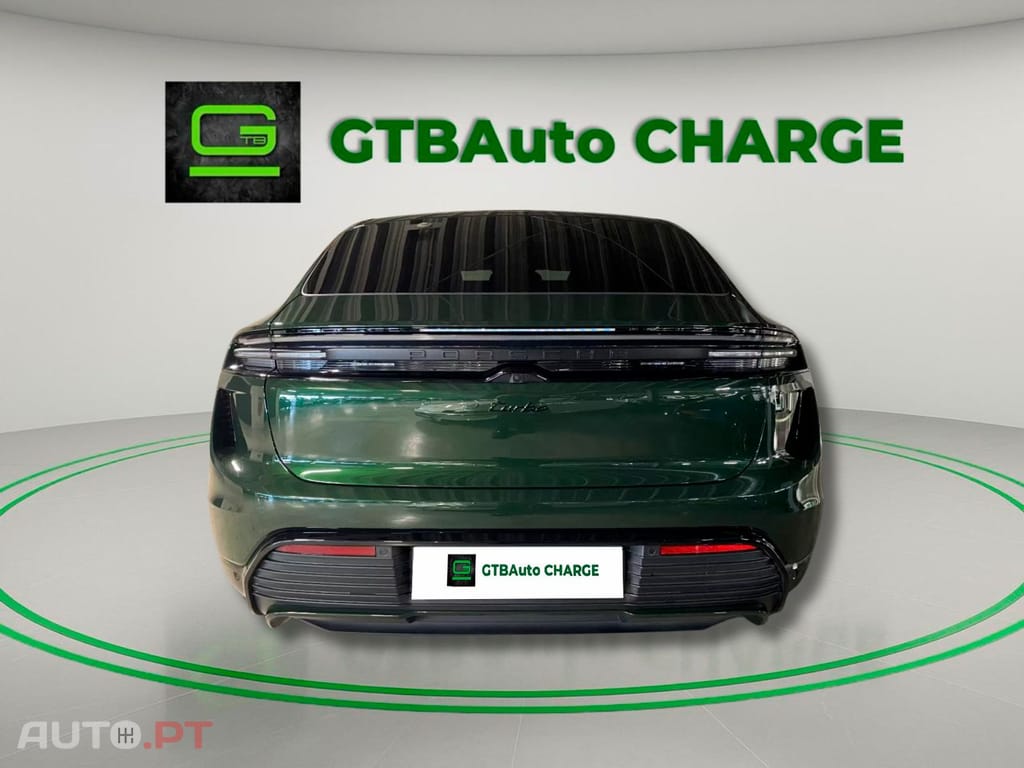 Porsche Macan I.V.A DEDUTIVEL Turbo