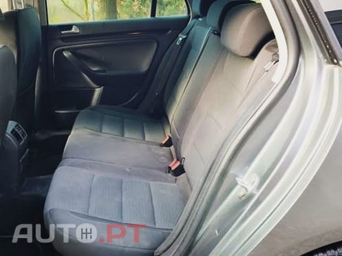 Volkswagen Golf 1.6 TDI Confortline Extras