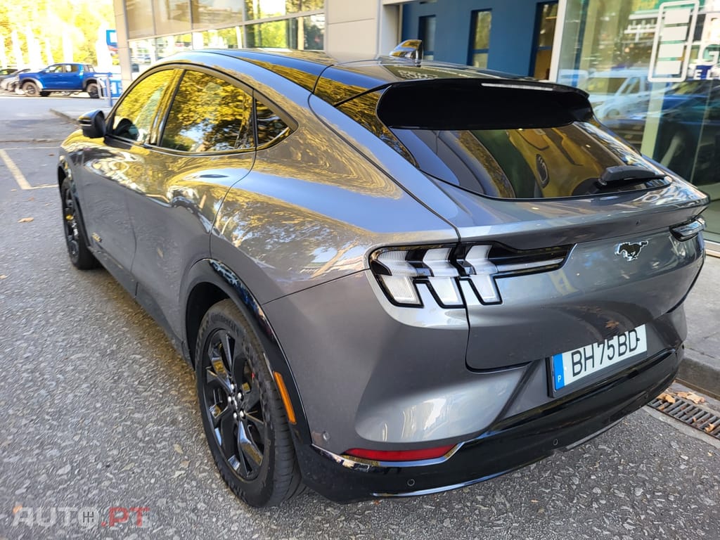 Ford Mustang Mach-E 98.7 kWh Premium