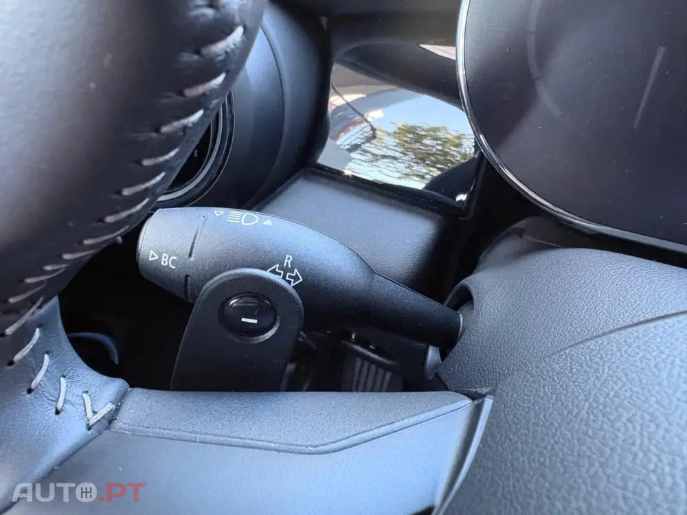MINI Cooper John Cooper Works Auto Desportiva