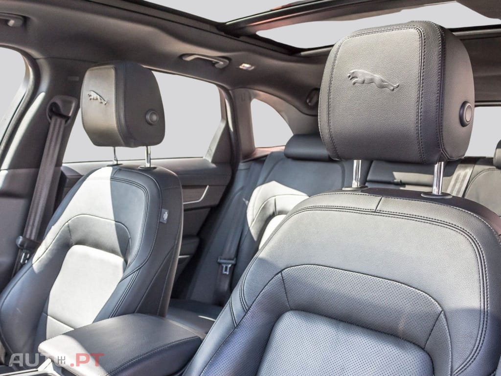 Jaguar F-Pace I.V.A DEDUTIVEL F-PACE P400e AWD S 