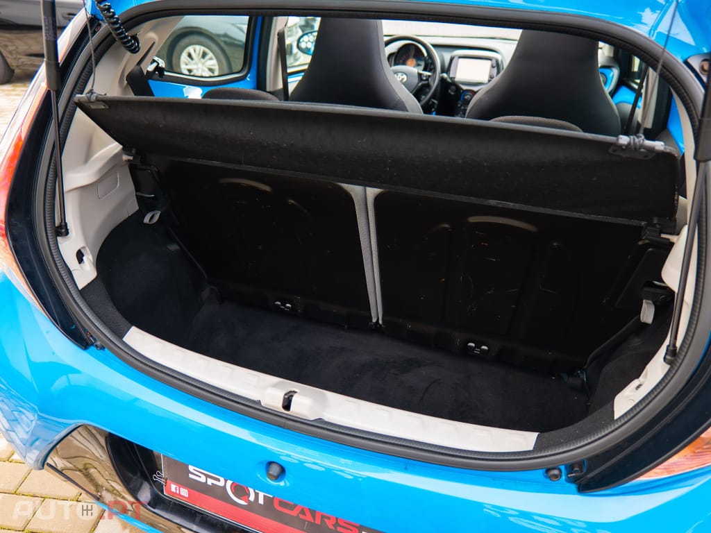 Toyota Aygo 1.0 X-Wave